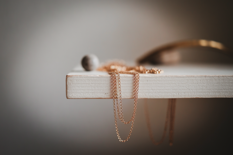 collier-delicat-emmele-bois-flou