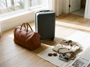 Bien choisir son sac de voyage pour un week-end : critères, astuces et tendances